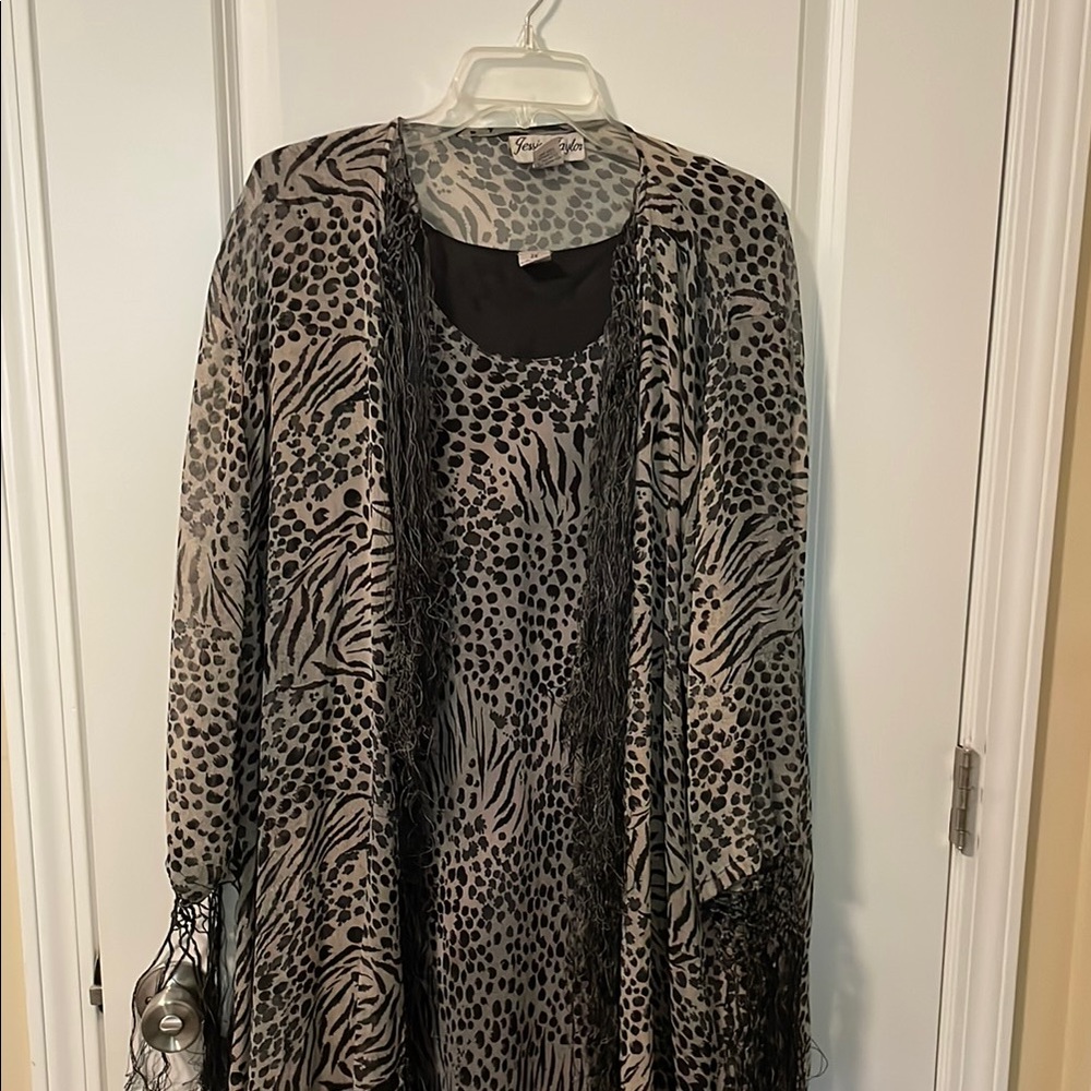 Chic Black and Gray Animal Print Dress